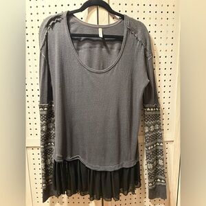 Free People Size Small Gray Patterned Long Sleeve Top